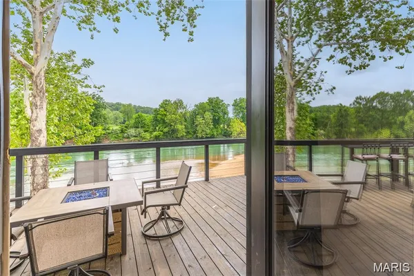 $649,900 | 1300 River Vly Road, Doniphan, MO 63935