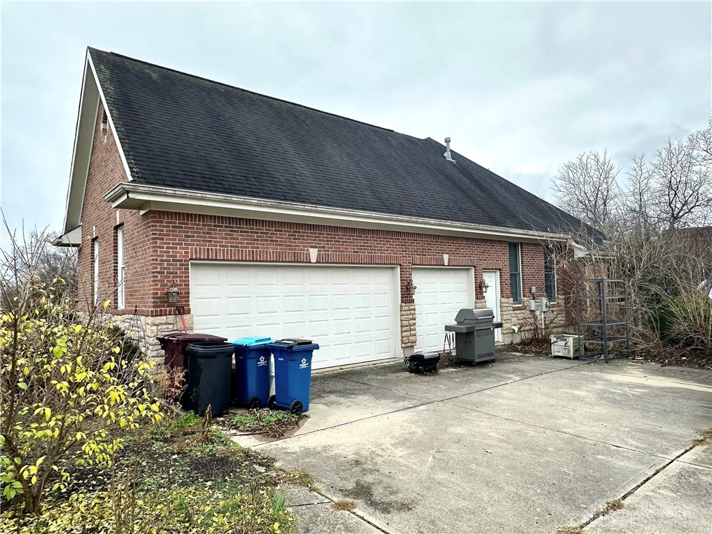 725 Rosecrest Road Tipp City, OH 45371 - Photo 7 of 63 Gallery Image 7