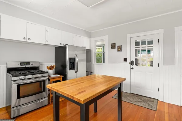 $725,000 | 89 Garfield Avenue, Easthampton, MA 01027