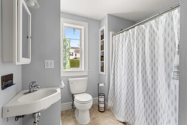 $725,000 | 89 Garfield Avenue, Easthampton, MA 01027