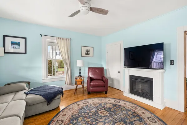 $725,000 | 89 Garfield Avenue, Easthampton, MA 01027