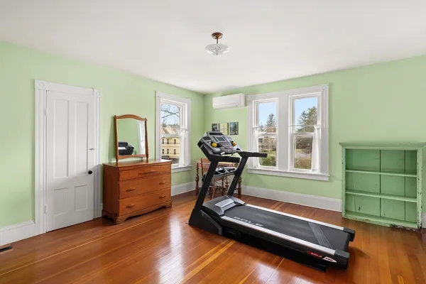 $725,000 | 89 Garfield Avenue, Easthampton, MA 01027