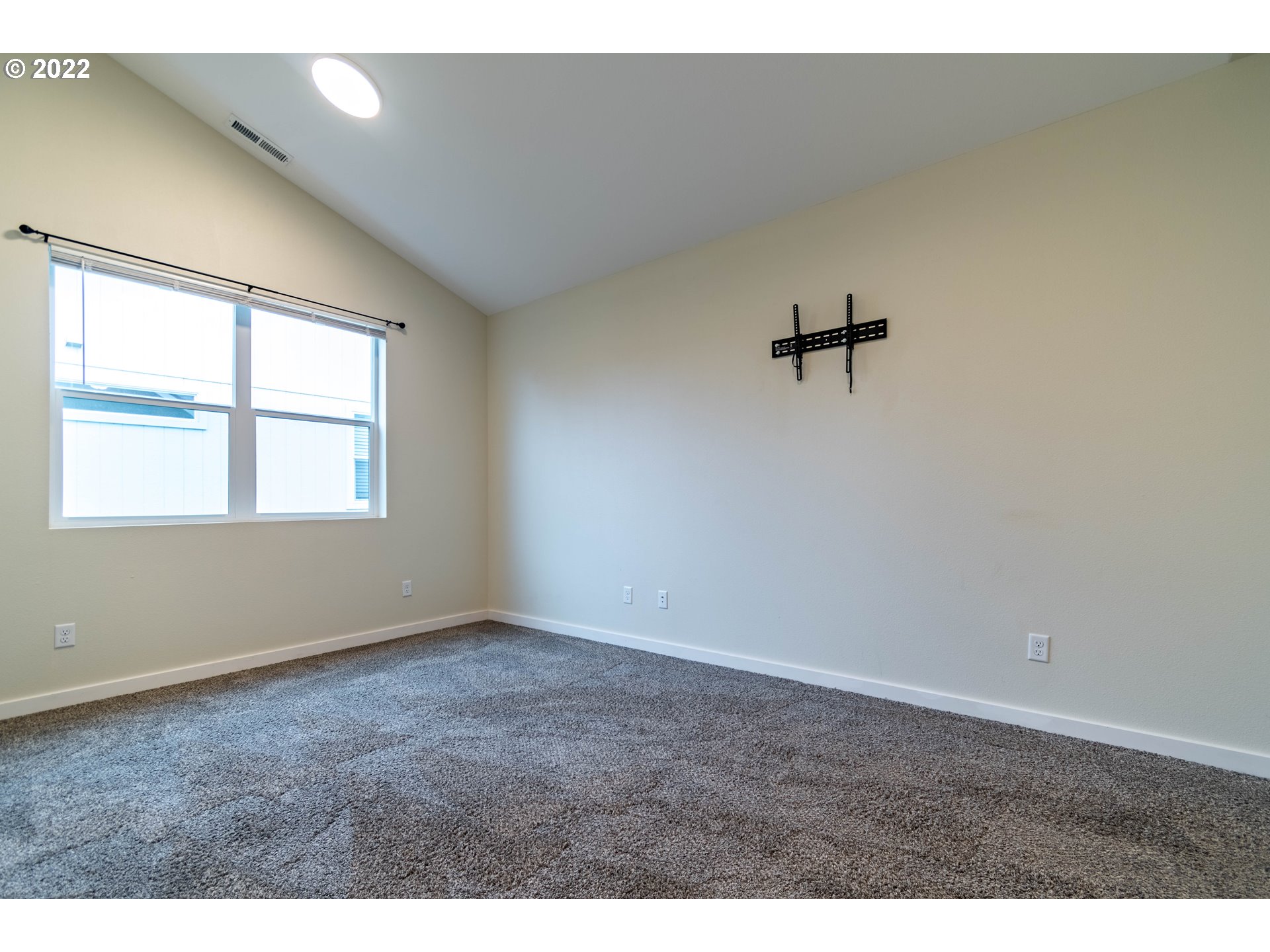 1371 S Street Springfield, OR 97477 - Photo 15 of 32 Gallery Image 15