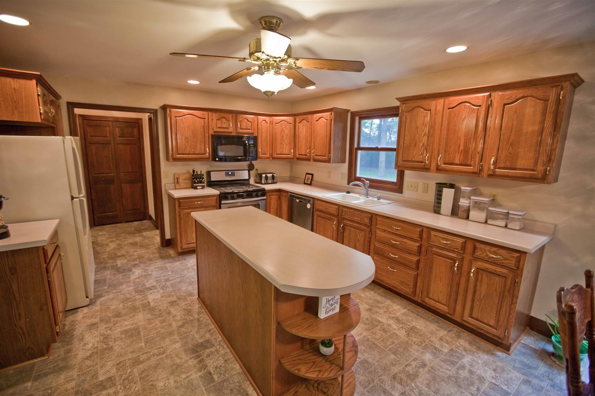 25616 Gordon Road South Bend, IN 46619 - Photo 14 of 32 Gallery Image 14