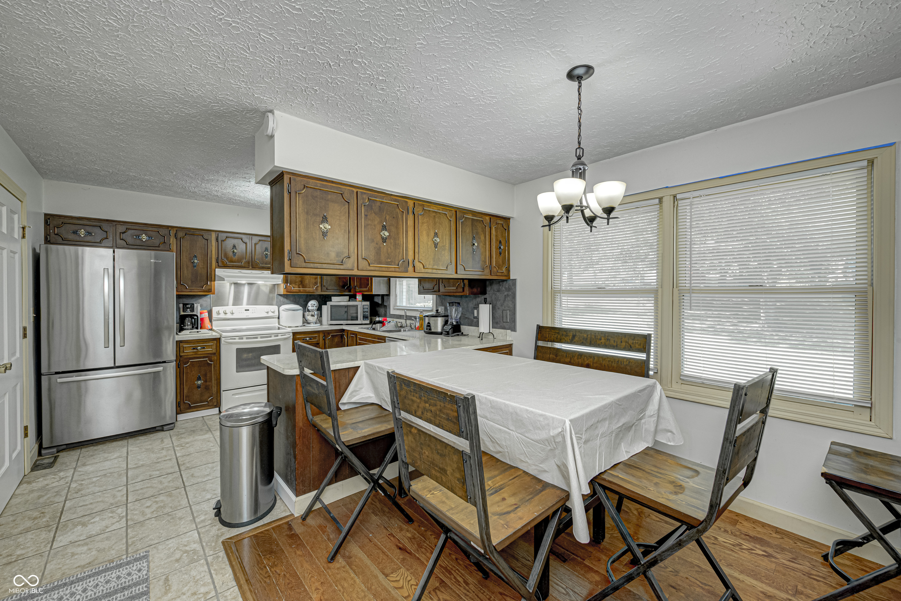 620 Ridge Road Greenwood, IN 46142 - Photo 11 of 30 Gallery Image 11