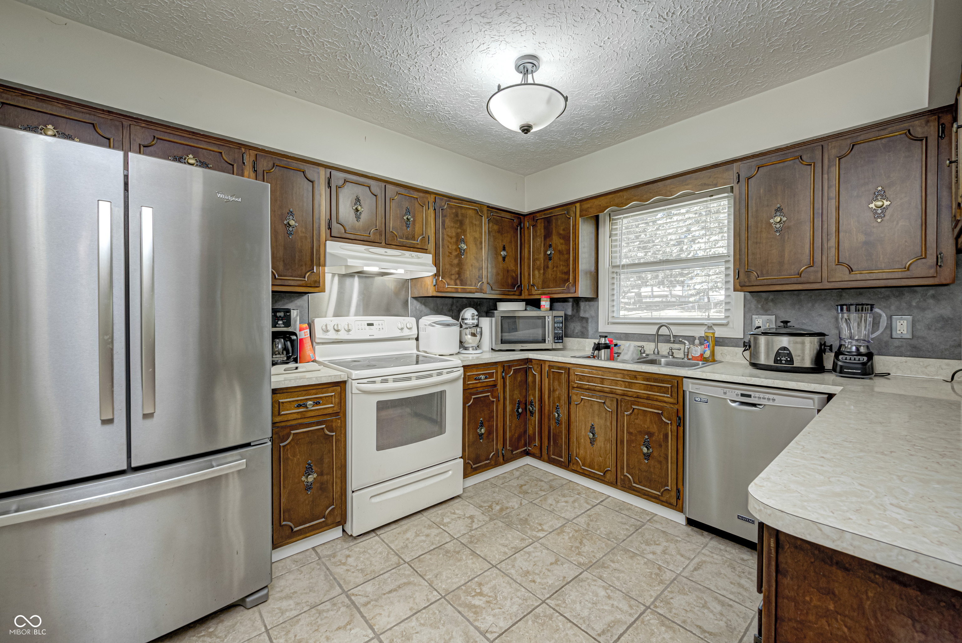 620 Ridge Road Greenwood, IN 46142 - Photo 13 of 30 Gallery Image 13