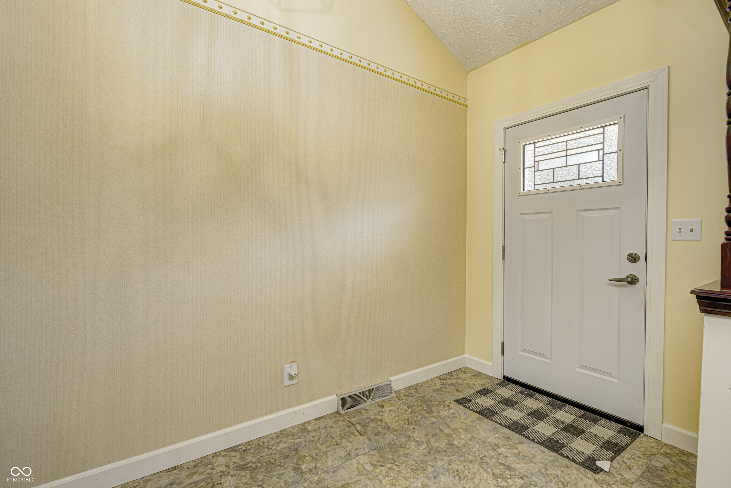 620 Ridge Road Greenwood, IN 46142 - Photo 3 of 30 Gallery Image 3