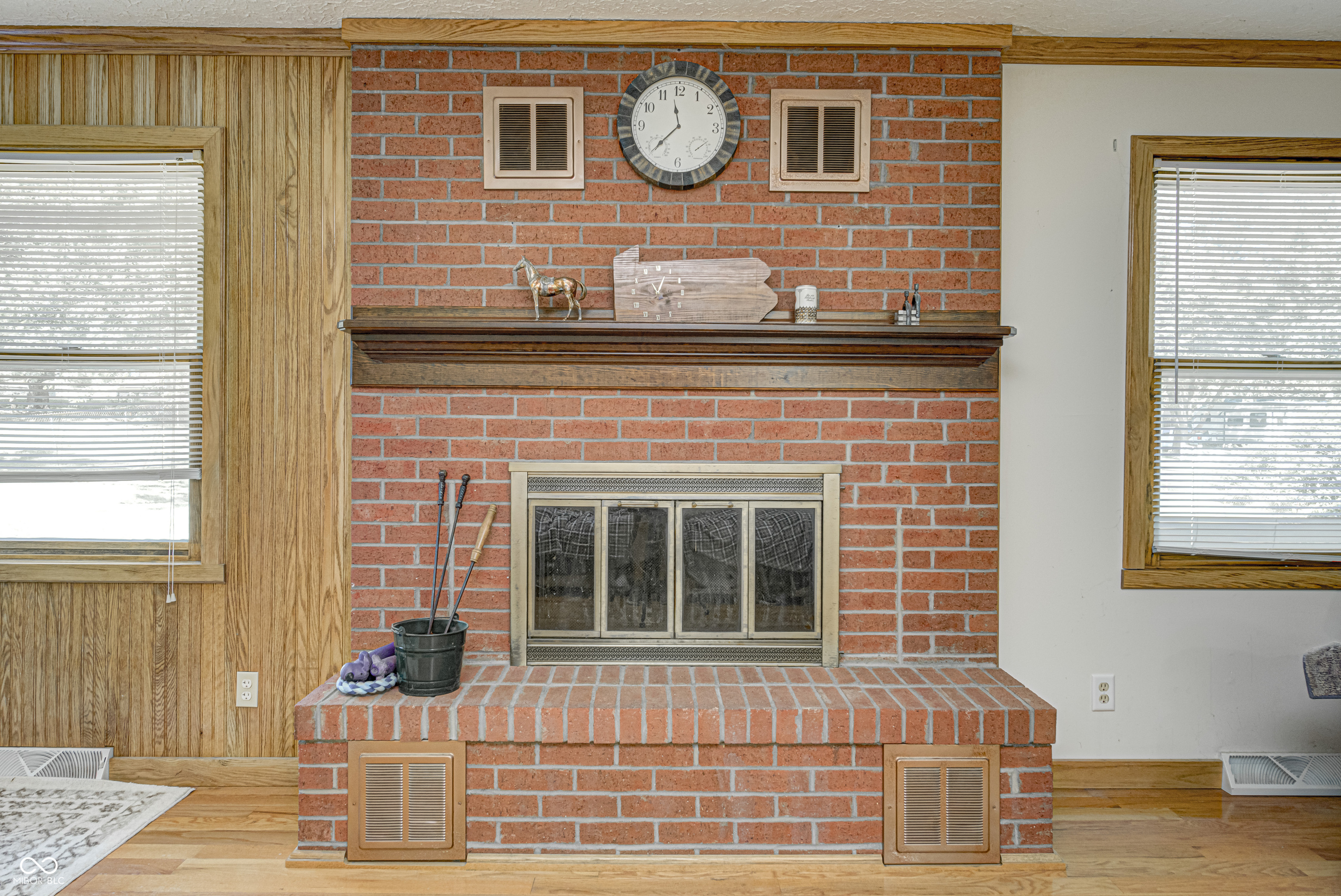620 Ridge Road Greenwood, IN 46142 - Photo 8 of 30 Gallery Image 8