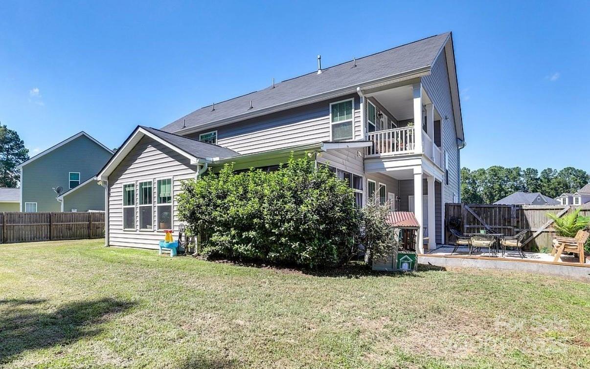 411 Stonefield Circle Moncks Corner, SC 29461 - Photo 3 of 42 a house view with a outdoor space
