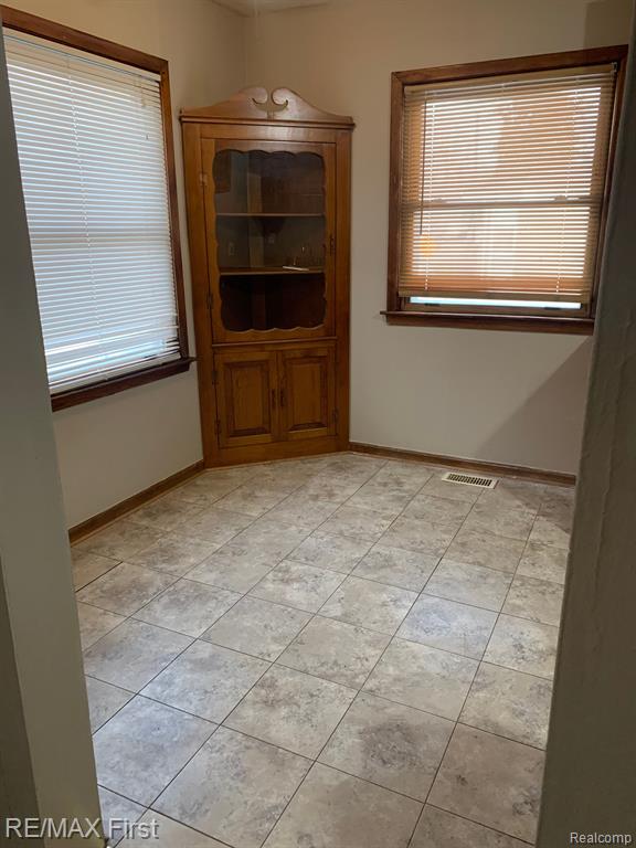 8048 Timken Avenue Warren, MI 48089 - Photo 10 of 14