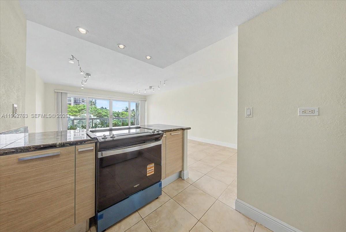 2451 Brickell Avenue, Unit 4F Miami, FL 33129 - Photo 12 of 30