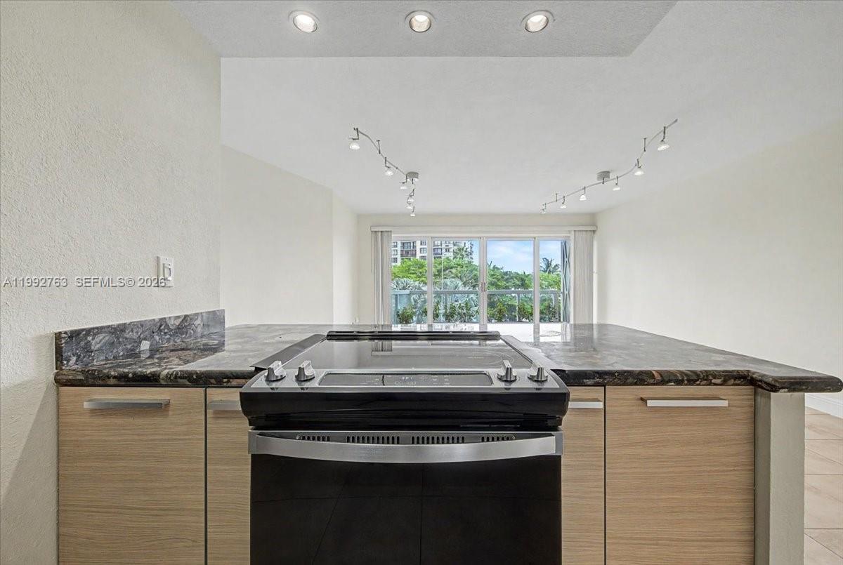 2451 Brickell Avenue, Unit 4F Miami, FL 33129 - Photo 13 of 30