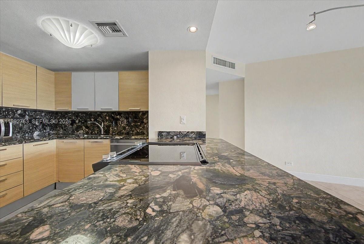 2451 Brickell Avenue, Unit 4F Miami, FL 33129 - Photo 16 of 30