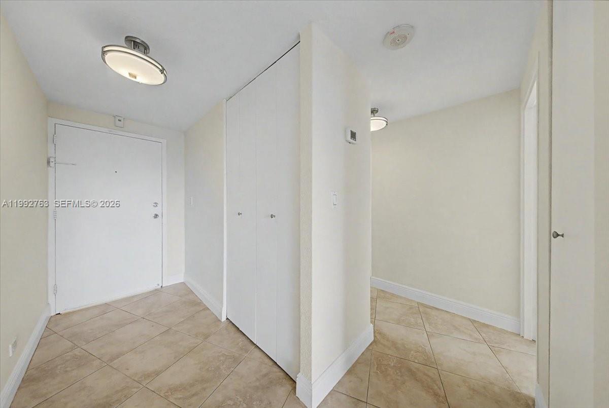 2451 Brickell Avenue, Unit 4F Miami, FL 33129 - Photo 17 of 30