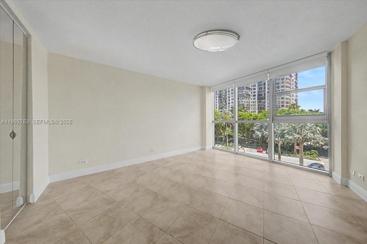 2451 Brickell Avenue, Unit 4F Miami, FL 33129 - Photo 19 of 30