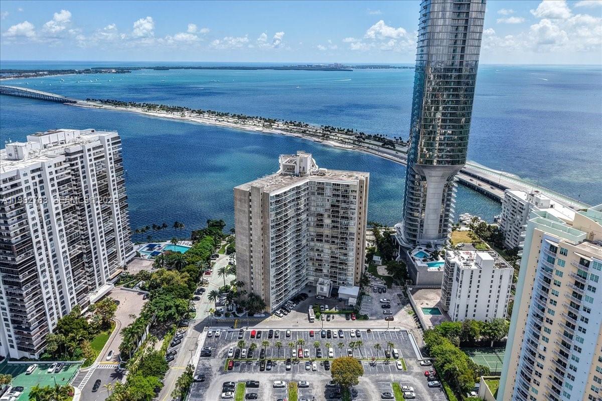 2451 Brickell Avenue, Unit 4F Miami, FL 33129 - Photo 25 of 30