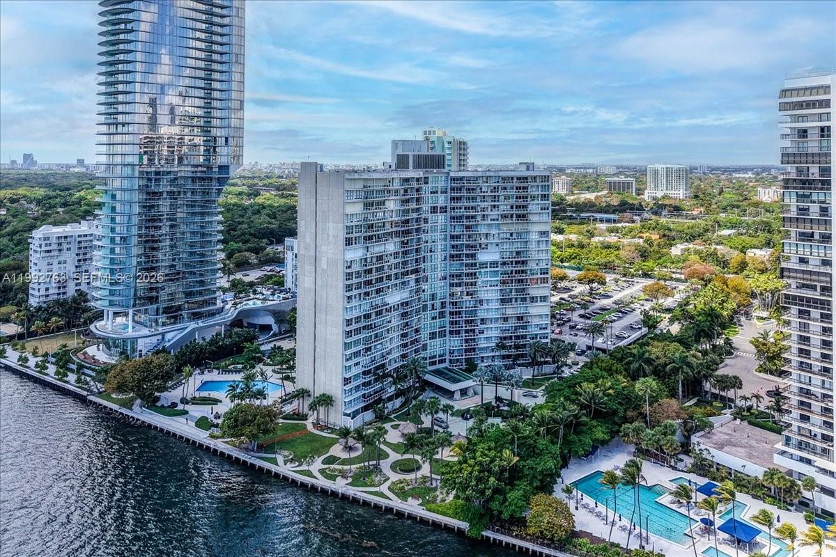 2451 Brickell Avenue, Unit 4F Miami, FL 33129 - Photo 29 of 30
