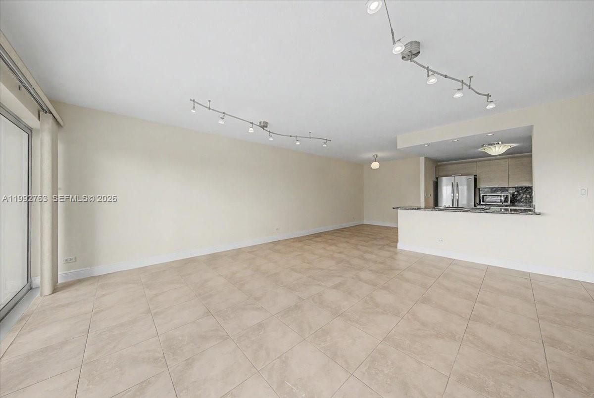 2451 Brickell Avenue, Unit 4F Miami, FL 33129 - Photo 3 of 30