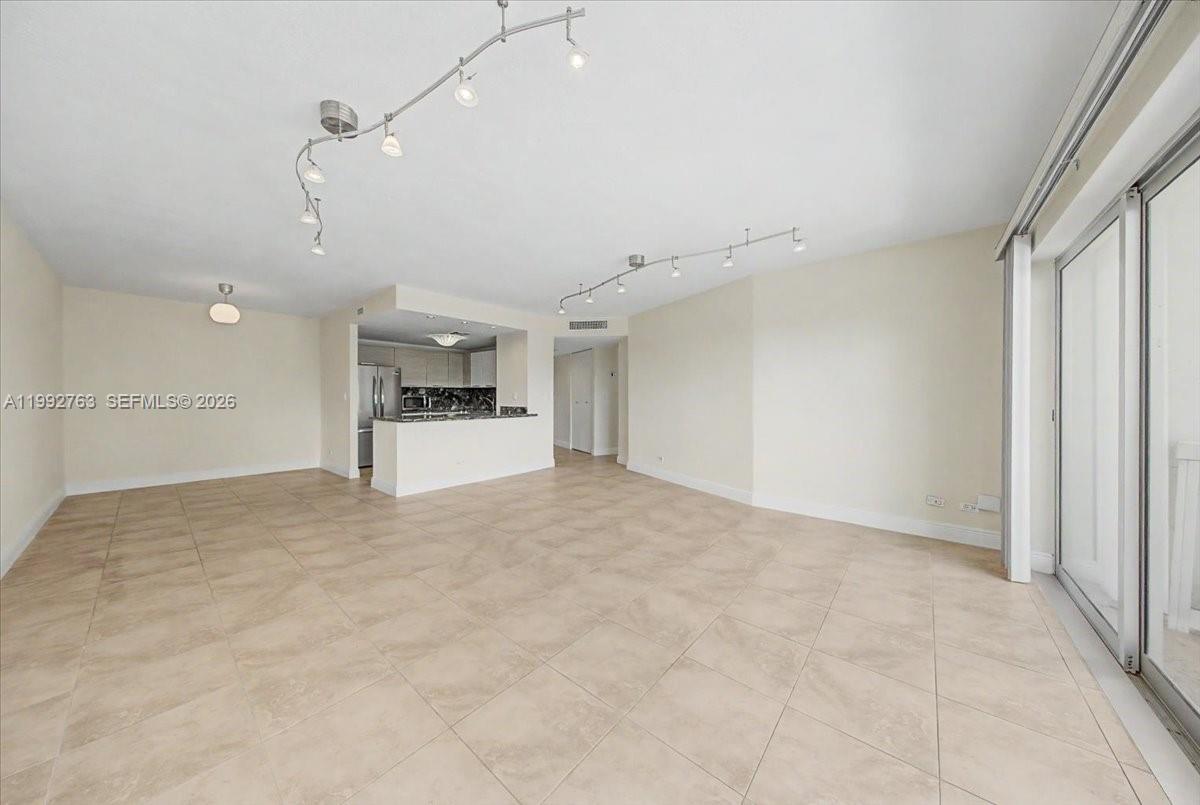 2451 Brickell Avenue, Unit 4F Miami, FL 33129 - Photo 5 of 30