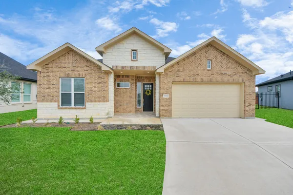 $2,300 | 2003 Marthoman Drive, Missouri City, TX 77489