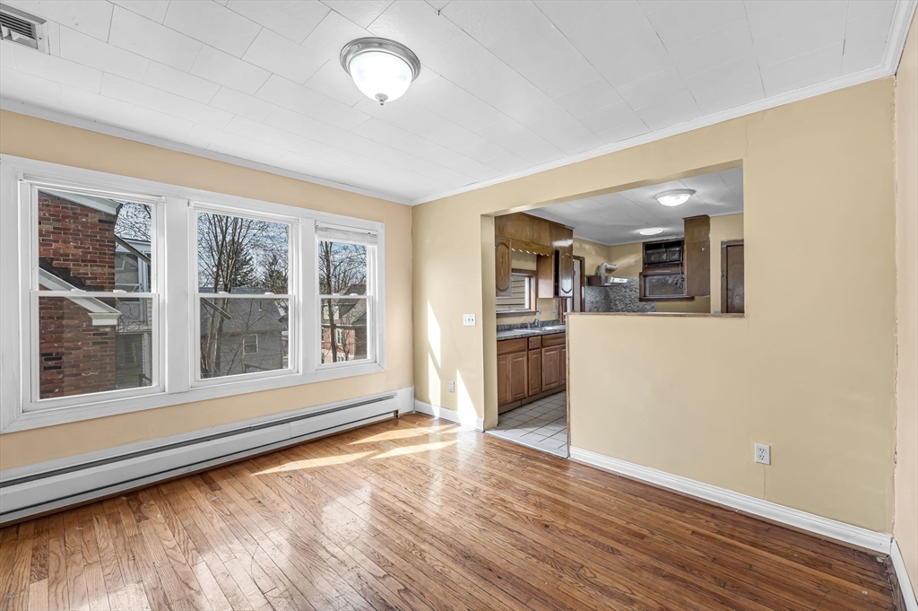78-80 Shamrock Street Springfield, MA 01108 - Photo 5 of 29 Gallery Image 5