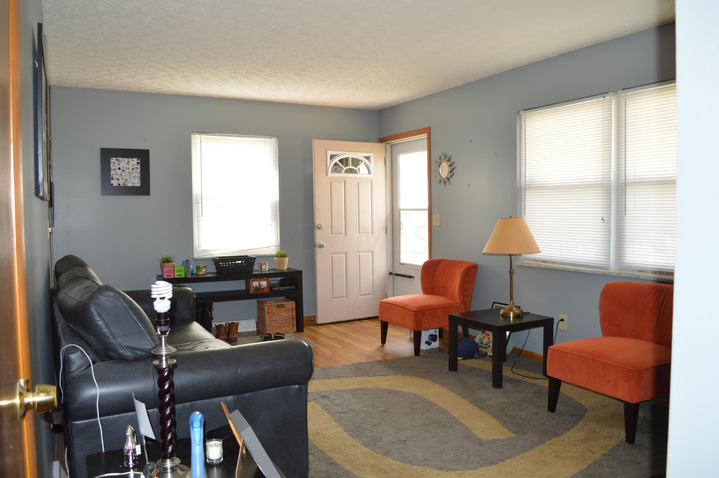 4754 Dechant Road Columbus, OH 43229 - Photo 4 of 21