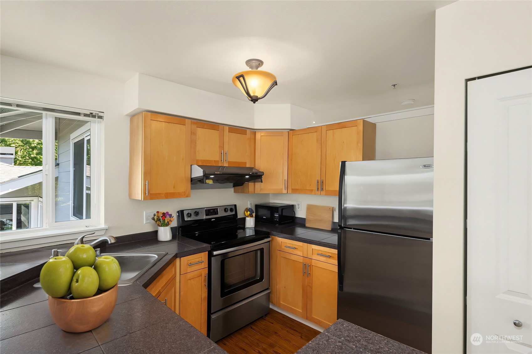 3901 243rd Place Southeast, Unit O303 Bothell, WA 98021 - Photo 5 of 34