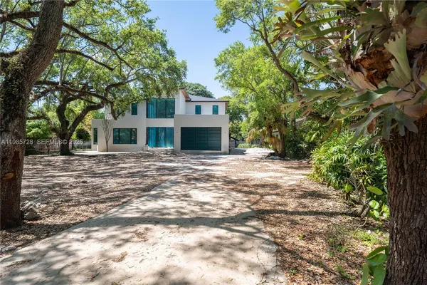 $9,500,000 | 18770 Northeast 22nd Avenue, Miami, FL 33180