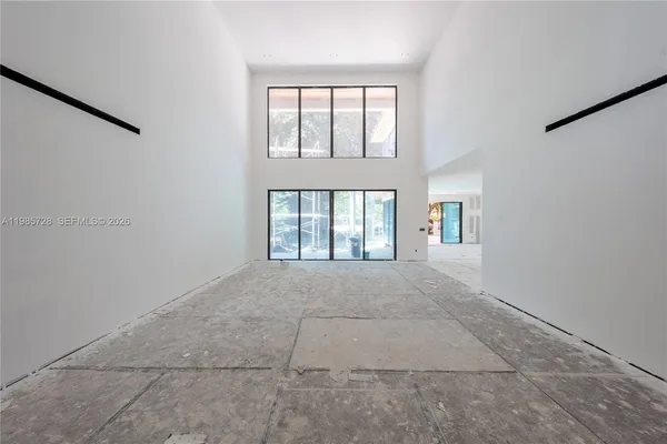 $9,500,000 | 18770 Northeast 22nd Avenue, Miami, FL 33180