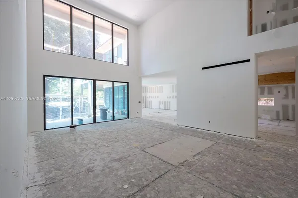 $9,500,000 | 18770 Northeast 22nd Avenue, Miami, FL 33180