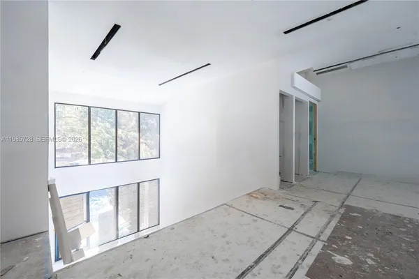 $9,500,000 | 18770 Northeast 22nd Avenue, Miami, FL 33180