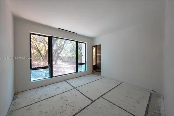 $9,500,000 | 18770 Northeast 22nd Avenue, Miami, FL 33180