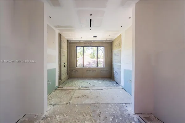 $9,500,000 | 18770 Northeast 22nd Avenue, Miami, FL 33180