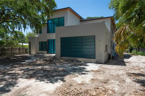 $9,500,000 | 18770 Northeast 22nd Avenue, Miami, FL 33180