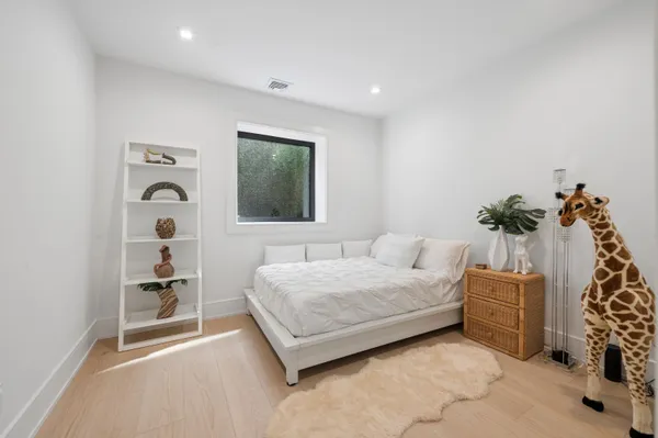 $175,000 | Undisclosed Address, Sag Harbor, NY 11963