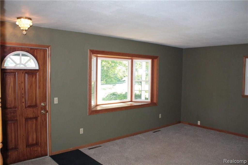 8293 North State Road Otisville, MI 48463 - Photo 20 of 30