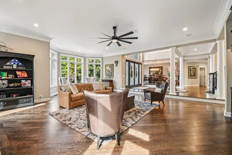 $3,399,000 | 3001 Glen Eagles Court, St. Charles, IL 60174