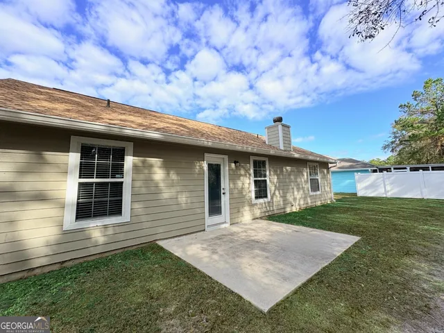 $1,800 | 102 Lake Victoria Drive, Kingsland, GA 31548