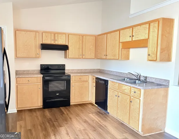 $1,800 | 102 Lake Victoria Drive, Kingsland, GA 31548