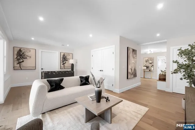 $1,150,000 | 94 West Main Street, Ramsey, NJ 07446