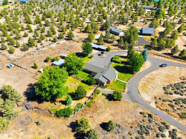 $775,000 | 7950 Southwest Copley Road, Powell Butte, OR 97753
