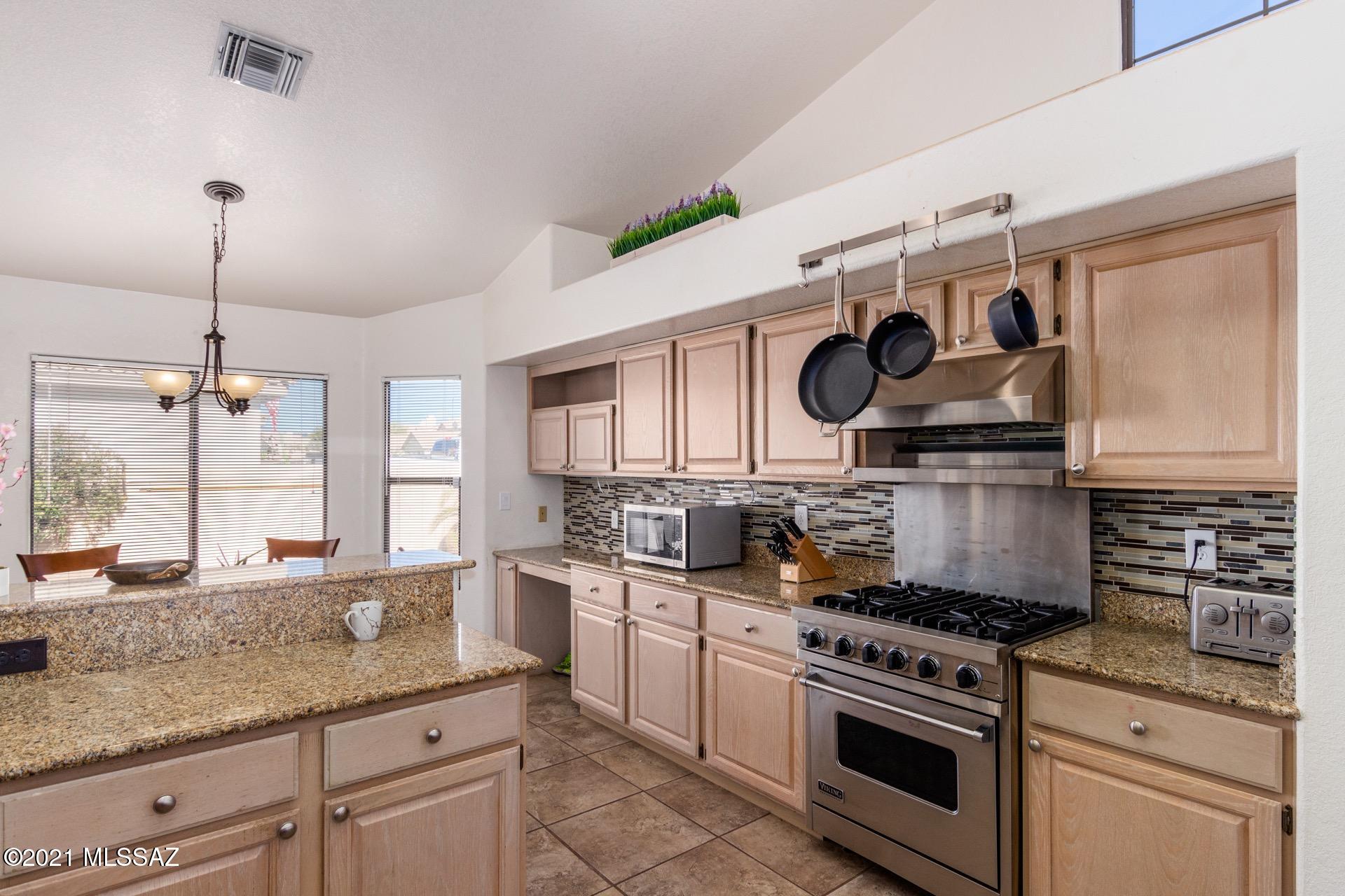 174 Blackstone Road Tucson, AZ 85755 - Photo 22 of 41