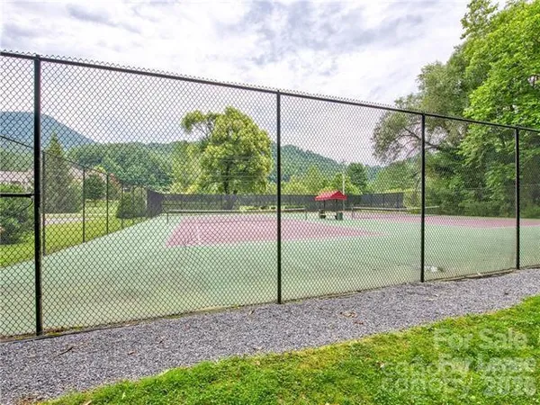 $2,100 | 106 Sage Court, Maggie Valley, NC 28751