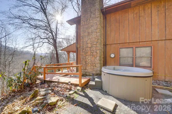 $2,100 | 106 Sage Court, Maggie Valley, NC 28751