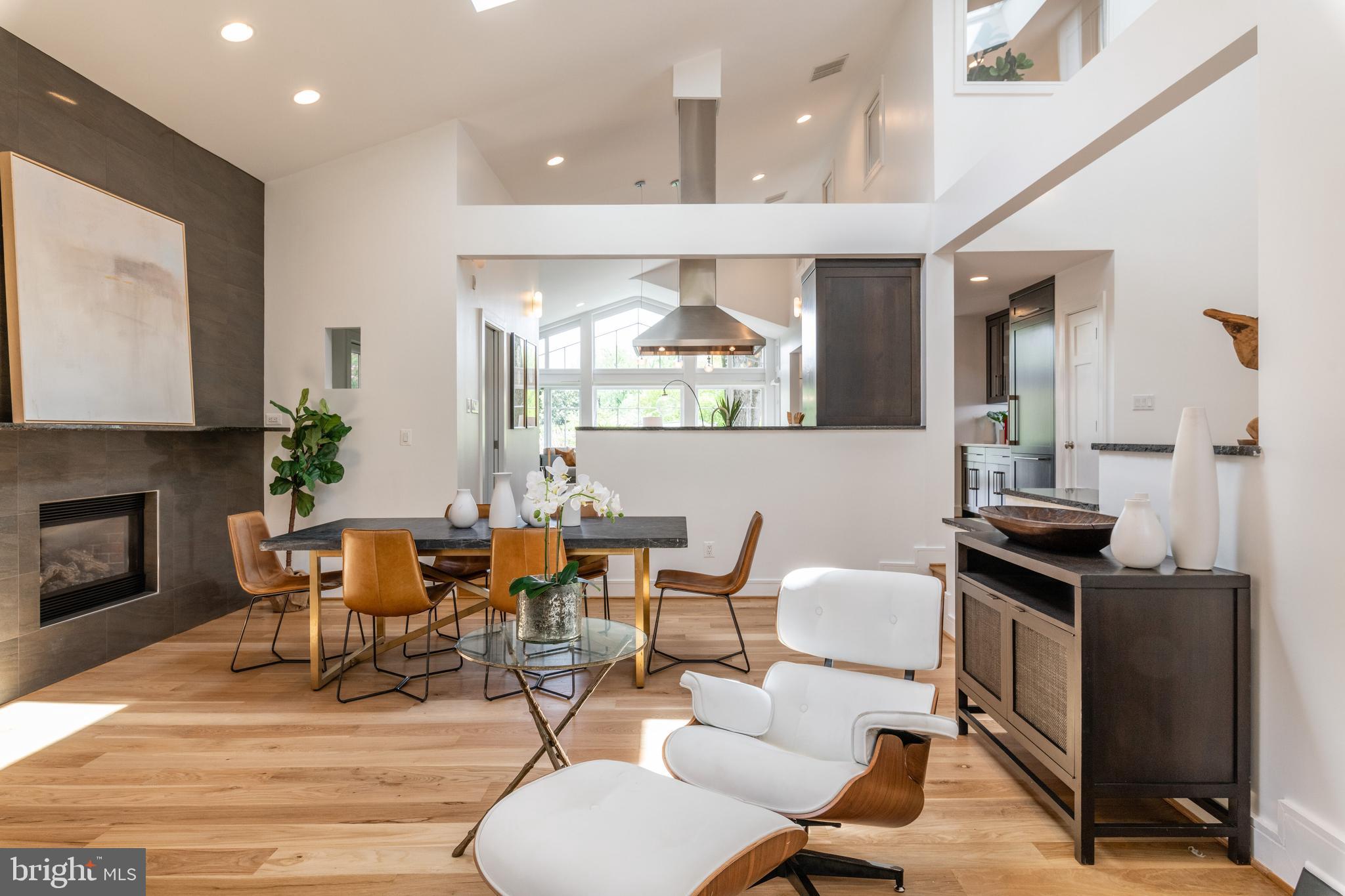 5409 Surrey Street Chevy Chase, MD 20815 - Photo 11 of 68