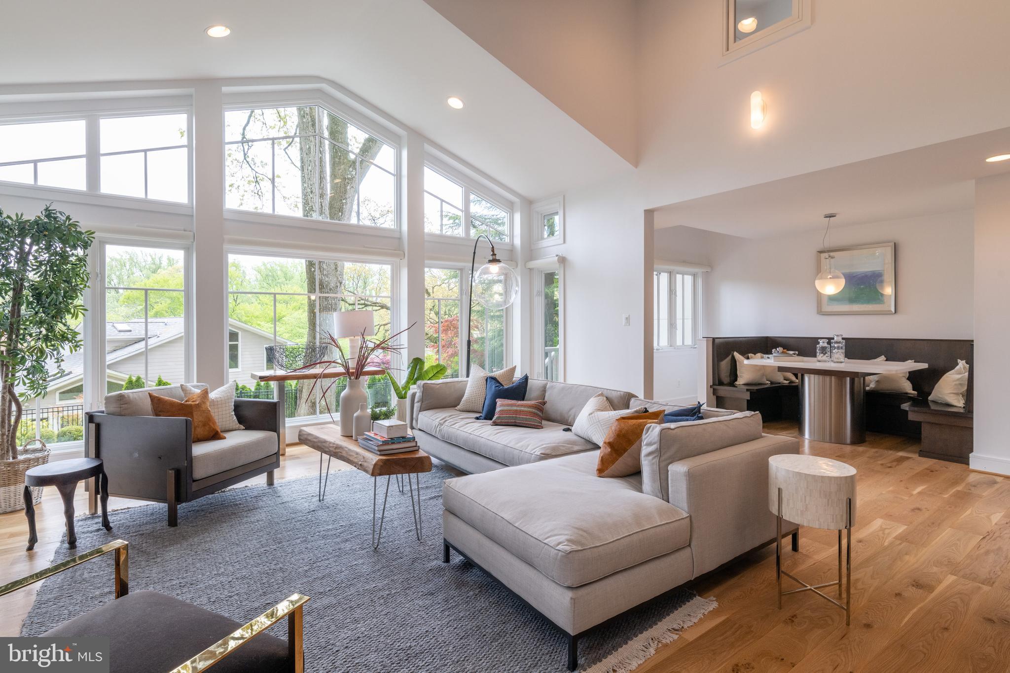 5409 Surrey Street Chevy Chase, MD 20815 - Photo 16 of 68