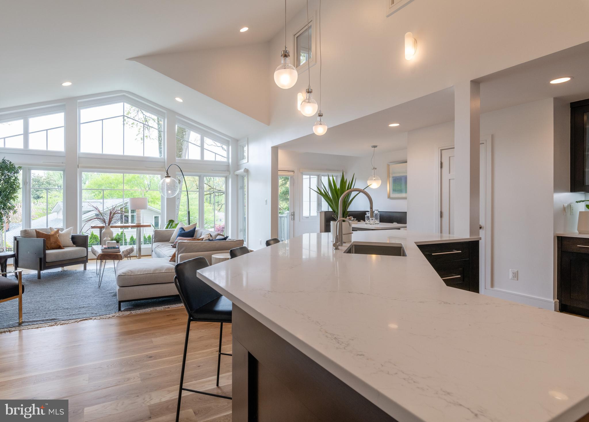 5409 Surrey Street Chevy Chase, MD 20815 - Photo 25 of 68