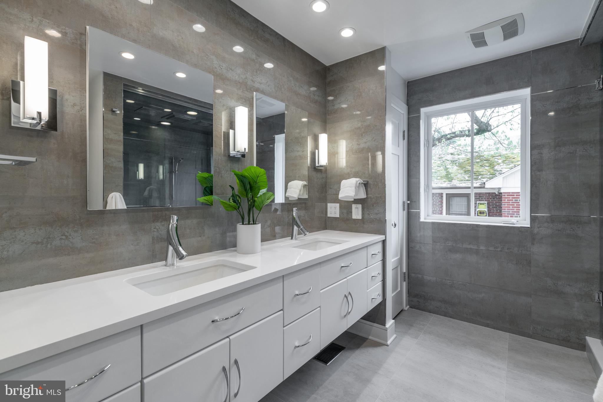 5409 Surrey Street Chevy Chase, MD 20815 - Photo 34 of 68