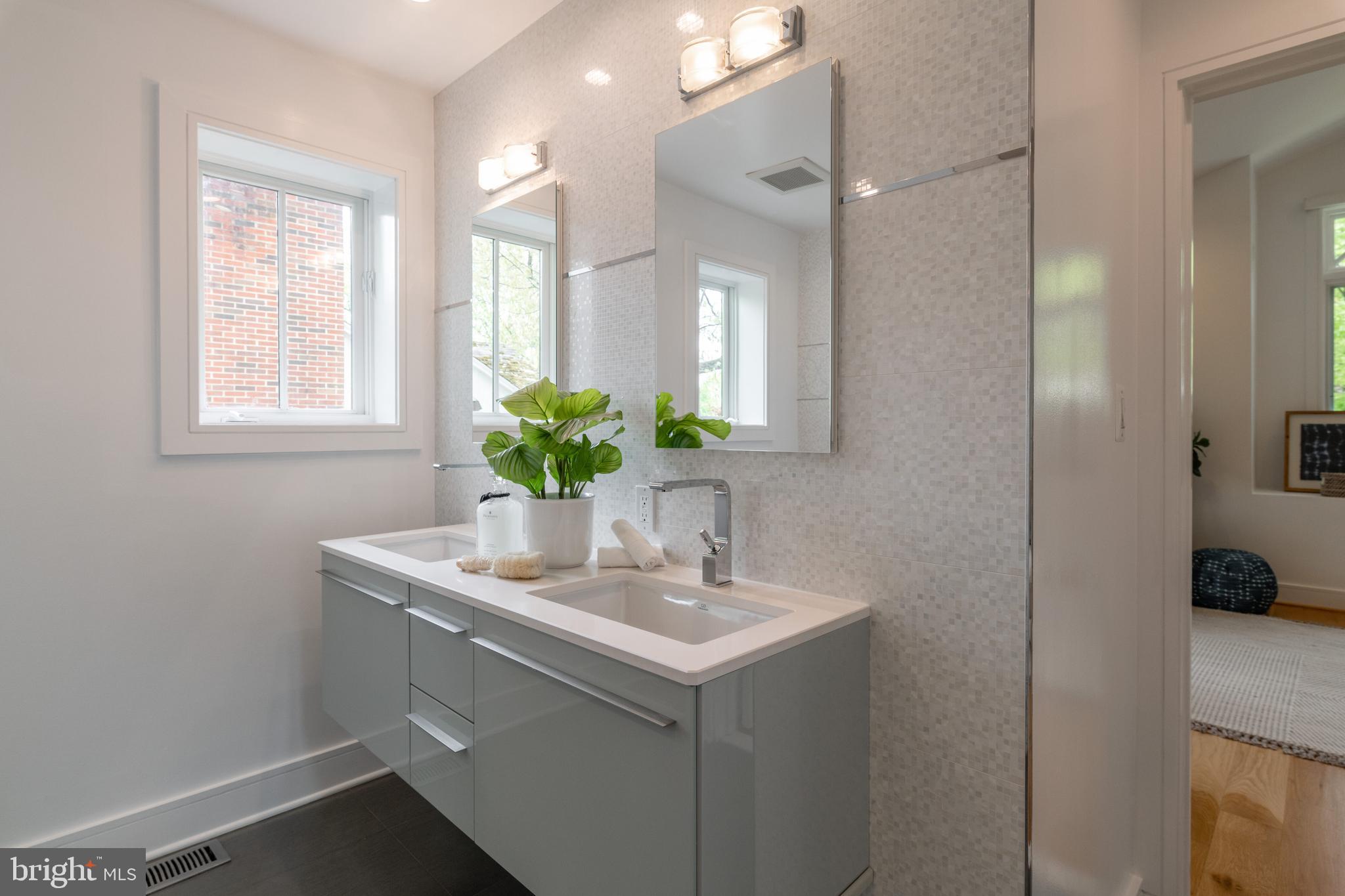 5409 Surrey Street Chevy Chase, MD 20815 - Photo 40 of 68