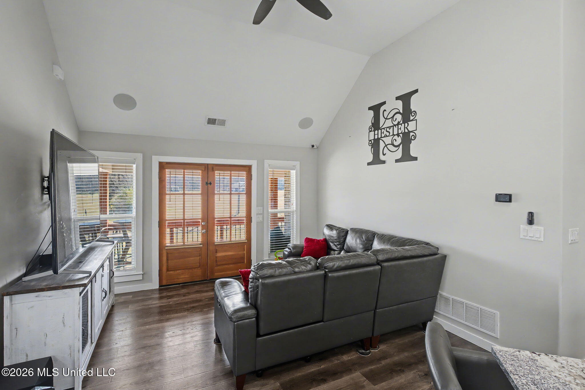 1198 Taska Road Red Banks, MS 38661 - Photo 13 of 32 14-web-or-mls-1198 Taska Rd-13